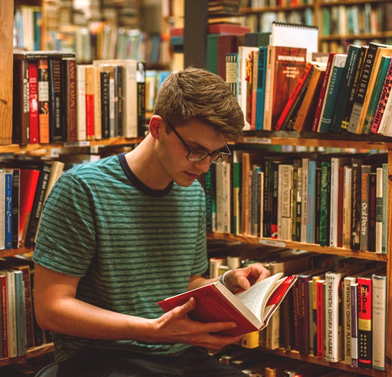 Libros en una mesa